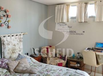 Casa · 100m² · 3 Quartos · 2 Vagas · Sobrado três dormitórios sendo um suíte e duas vagas.