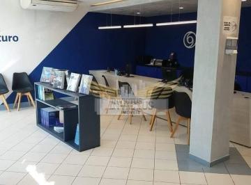 Comercial · 721m² · Salão Comercial para Comprar, 721m² - Vila Bastos, Santo André/SP.