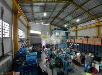 Comercial · 225m² · Galpão Industrial para Comprar, 225m² - Vila Carlina, Mauá/SP. 