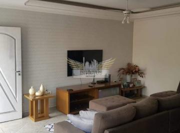 Casa · 213m² · 3 Quartos · 4 Vagas · Sobrado com 3 Suítes para Comprar, 213m² - Vila Humaitá, Santo André/SP.