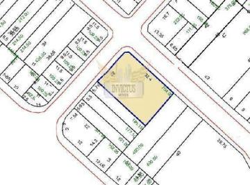 Terreno · 704m² · Terreno Residencial de Esquina para Comprar, 704m² - Centro de Santo André/SP.