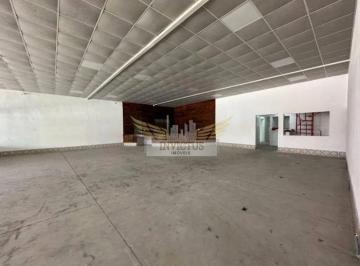 Comercial · 550m² · 2 Vagas · Galpão Comercial para Comprar, 550m² - Vila Humaitá, Santo André/SP.