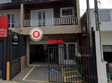 Casa · 197m² · 2 Quartos · 2 Vagas · Casa e ponto comercial Interlagos