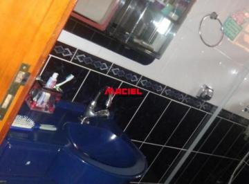 Casa · 125m² · 4 Quartos · 2 Vagas · Casa Padrão em Sao Jose dos Campos