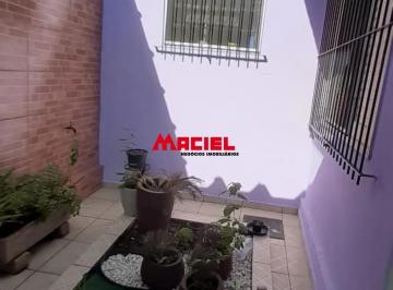 Casa · 112m² · 3 Quartos · 3 Vagas · CASA EM RUA PUBLICA PARQUE INDUSTRIAL
