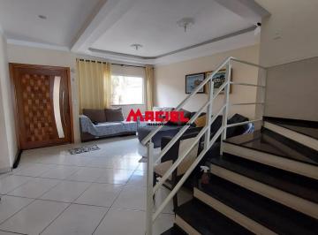 Casa · 209m² · 4 Quartos · 4 Vagas · Sobrado com 4 Quartos e 2 banheiros à Venda, 210 m² por R$ 1.272.000 - Vila Branca