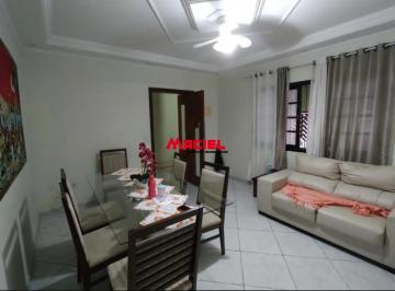 Casa · 220m² · 4 Quartos · 6 Vagas · Lote inteiro Morumbi
