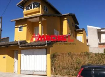 Casa · 250m² · 4 Quartos · 2 Vagas · Casa Padrão em Jacarei