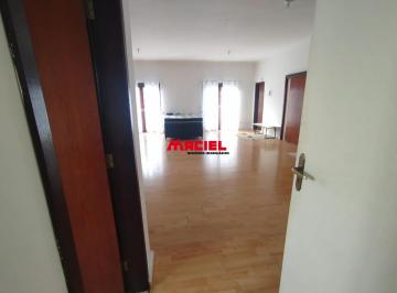 Comercial · 136m² · 1 Vaga · Casa comercial ou residencial (Av Andrômeda) - sobreloja / 2 salões / 4 WC´s / 1 vaga