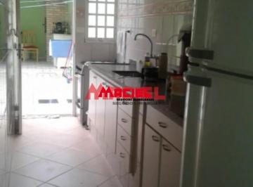 Casa · 112m² · 3 Quartos · 2 Vagas · Linda Casa térrea no Vista Verde.