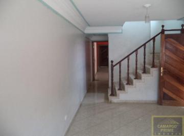 Casa · 185m² · 3 Quartos · 2 Vagas · Excelente Sobrado próximo ao Terminal Campo Limpo!