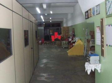 Comercial · 750m² · 10 Vagas · Galpão Comercial. Salão, 7 salas, 4 banheiros, 10 vagas de garagem