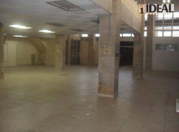 eaba12d60a885689435514e09a4444e0a7ff5887 · Predio comercial em local estrategico