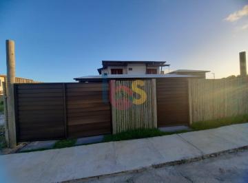Casa · 215m² · 4 Quartos · 3 Vagas · Vendo Casa com 4/4 Pé na Areia