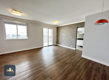 Apartamento de 3 quartos, São Paulo · Apartamento na Vila Mariana com varanda gourmet e depósito.