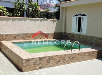 Casa · 200m² · 3 Quartos · 4 Vagas · Casa em Rua Dom Lara - Vila Valença - São Vicente/SP