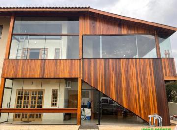 Foto 01 · Casa de luxo em condomínio: 4 quartos, 4 suítes, sala espaçosa, ofurô e sala de bilhar em Bragança P
