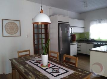 1 · Casa Residencial de 4 dorms no bairro Estreito