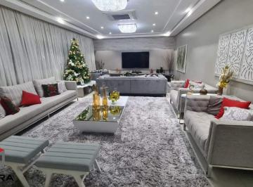 Casa · 585m² · 6 Quartos · 9 Vagas · Sobrado amplo com 585 m² localizado no Parque dos Pássaros em São Bernardo do Campo/SP.
