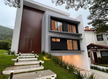 Casa de 5 quartos, Santana de Parnaíba · Sobrado novo à venda em Santana de Parnaíba no Alphaville