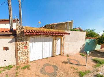 Casa · 177m² · 2 Quartos · 5 Vagas · Casa para venda em Valinhos S\P em excelente bairro.