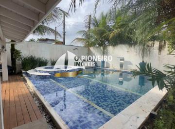 Casa · 360m² · 4 Quartos · 2 Vagas · Casa disponível para locação e temporada na praia de Juquehy