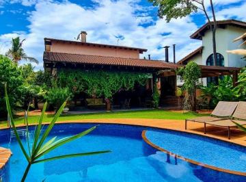 Casa · 284m² · 4 Quartos · 4 Vagas · Casa à venda no Jardim Acapulco em Guarujá, com area verde integrada ao lazer.