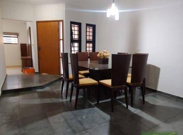 b838bf9508f23cc6eff151ec9e22f3e9bb091cc1 · Casa com 3 dormitórios, 194 m² - venda por R$ 780.000,00 ou aluguel por R$ 4.040,00/mês - Vila Santa