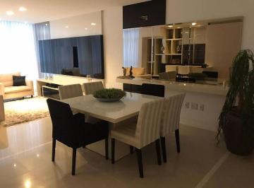 eecabf97f0b573ca3b52c895f7235df5f7a4be55 · Apartamento com 3 suítes á venda, Centro, Balneário Camboriú
