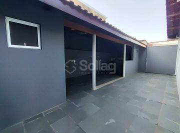 Casa · 134m² · 3 Quartos · 2 Vagas · Casa para alugar em um bairro tranquilo de fácil acesso a Represa de Vinhedo.
