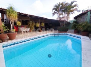 Casa · 281m² · 6 Quartos · 4 Vagas · Casa em Candelária
