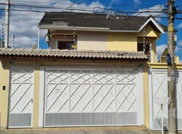 Casa · 193m² · 3 Quartos · 4 Vagas · SOBRADO COM 3 DORMITÓRIOS SENDO 3 SUITES A VENDA, 192 m² Vila Galvão - GUARULHOS
