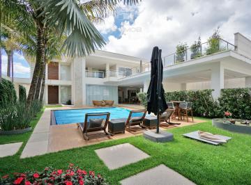 Casa de 5 quartos, Taguatinga · SMT - SETOR DE MANSÕES DE TAGUATINGA - 5 SUÍTES - CASA PERFEITA