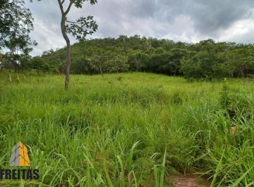 Rural · 2100000ha · 6 Quartos · Venda fazenda em Unai mg 210 hectares margem do asfalto