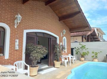Foto 01 · Casa com 4 Dormitórios e Piscina à Venda em Bairro Residencial de Peruíbe
