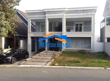 Casa · 420m² · 4 Quartos · 5 Vagas · Casa em Condomínio 420m² com 4 suítes no Residencial 10. LOCAÇÃO