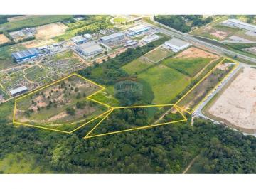 Comercial · 121000m² · Terreno Industrial em Pinhal, SP