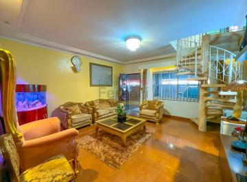 Casa · 150m² · 9 Quartos · 2 Vagas · Barra Funda, Sobrado mobiliado, 9 quartos, 2 suítes, 2 vagas, quintal e piscina.