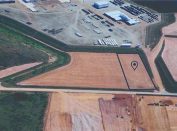 ÁREA INDUSTRIAL - VENDA - MACAÉ · Área Industrial, Venda, Macaé, 10.000 M2, pronta, liberada, licenciada.