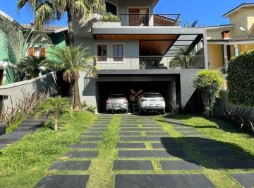 16818820bc0da5d3f443519899427e5825e0b63a · Sobrado de Alto Padrão à Venda de 380m² no Condomínio Arujazinho V em Arujá/SP: 03 dormitórios