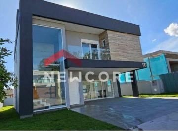 Casa · 300m² · 4 Quartos · 6 Vagas · Casa de condomínio em  Estrada das Três Meninas - Vila Nova - Porto Alegre/RS
