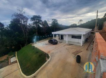 Casa · 250m² · 4 Quartos · Casa à Venda – Recanto Maravilha