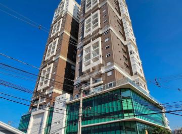 Apartamento · 79m² · 2 Quartos · 1 Vaga · APARTAMENTO À VENDA NO CENTRO - EDIFÍCIO EVOLUTION TOWERS 