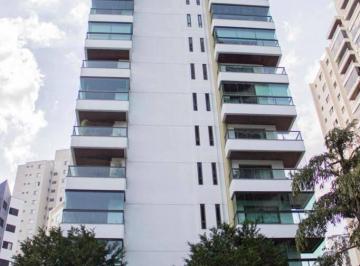 Apartamento · 247m² · 3 Quartos · 4 Vagas · Apartamento 247m² com 3 suítes no Morumbi.