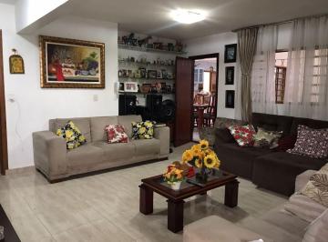imagem-1 · CASA COM COMODOS COMERCIAIS E KITNETS NO SETOR JARDIM PLANALTO Casa de Rua com 4 Quarto(s) por R$ 2.