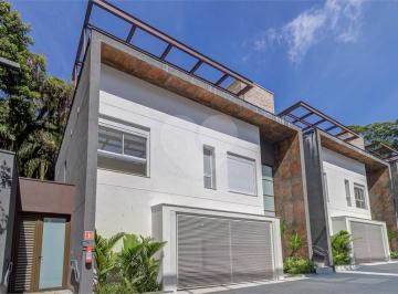 Área de Serviço · Condomínio com 3 quartos à venda em Jardim dos estados - SP
