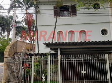 d546821fdce16b40377de5a1277567aa.jpg · Sobrado de 116m² com 2 quartos
