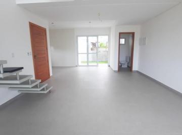 28151_i0q77ld85zG40_2815164034a626cd59.jpg · Casa Residencial de 3 dorms no bairro Pântano Do Sul