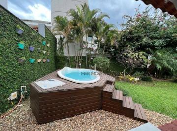 f1eb319295b36ce7ae8e596e284a93d7f268dfed · Casa com 3 dormitórios à venda, 203 m² por R$ 2.000.000,00 - Praia do Pernambuco - Guarujá/SP