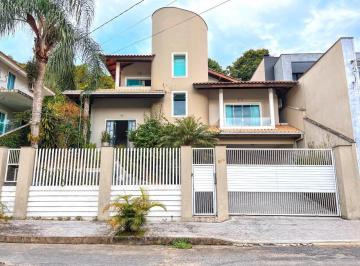 Casa · 252m² · 3 Quartos · 2 Vagas · Casa à Venda em Jaraguá do Sul com 3 quartos sendo 1 suíte – Bairro Amizade 